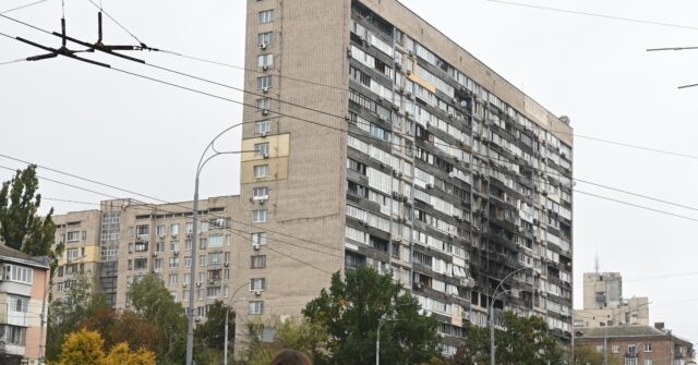 Se restablece el suministro eléctrico a 800.000 personas en Kyiv tras los ataques rusos a la red eléctrica