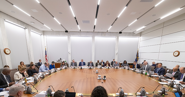 La guerra civil de la Reserva Federal por los aranceles, la inflación y el empleo