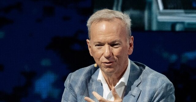 Eric Schmidt, megadonante demócrata y exjefe de Google, acusado de violación por su examante en una presentación legal